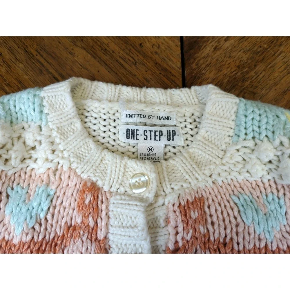 One Step Up Cardigan Sweater Sz MED Hand Knit Pastels Hearts Chunky Cable Knit - Picture 4 of 13
